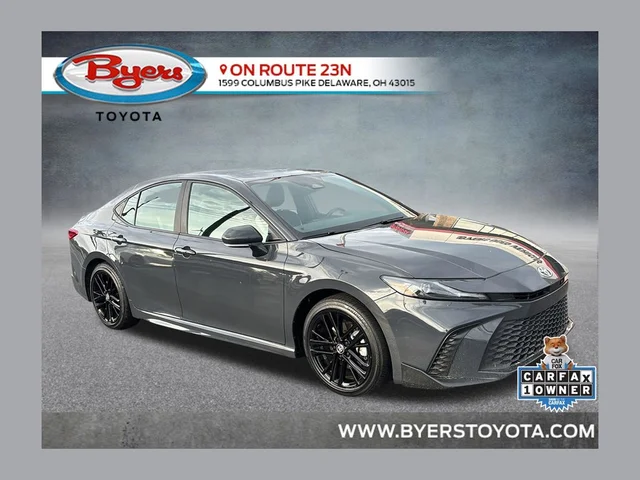 2025 Toyota Camry SE