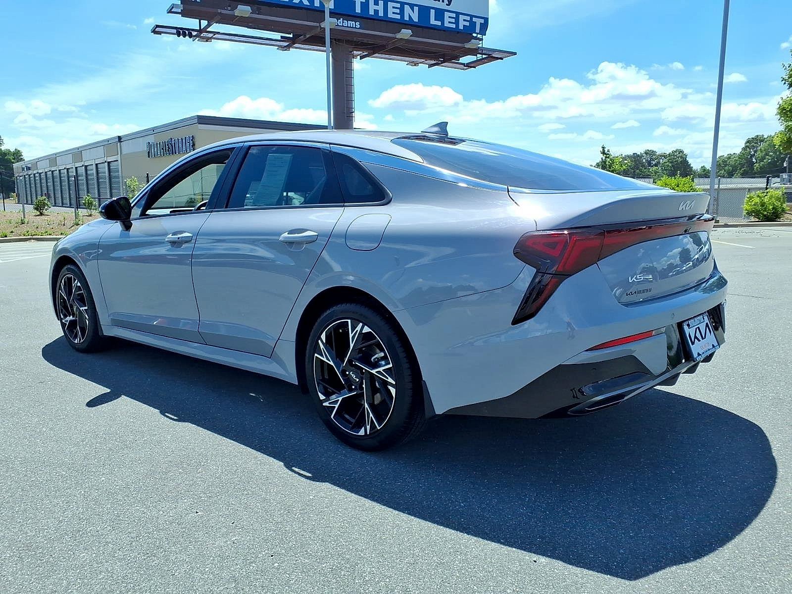 Certified Used 2025 Wolf Gray Kia GT-Line image 23