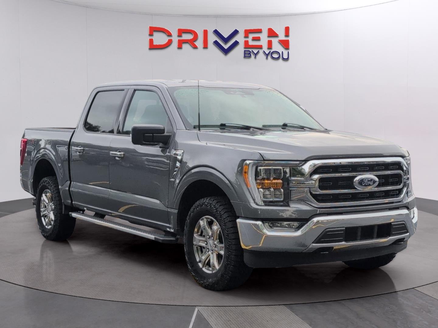 Used 2023 Carbonized Gray Ford XLT image 8
