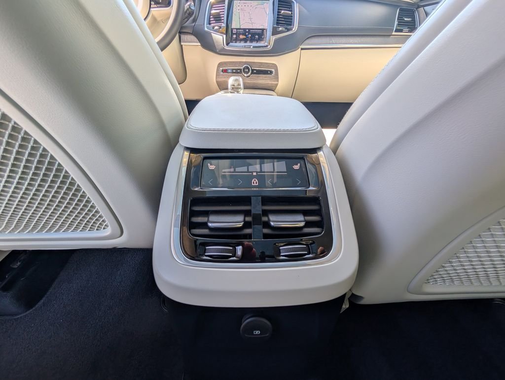 Certified Used 2023 Blue Volvo Ultimate image 10