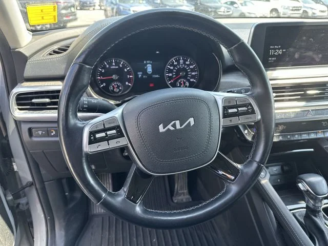 Used 2022 Gray Kia EX image 13