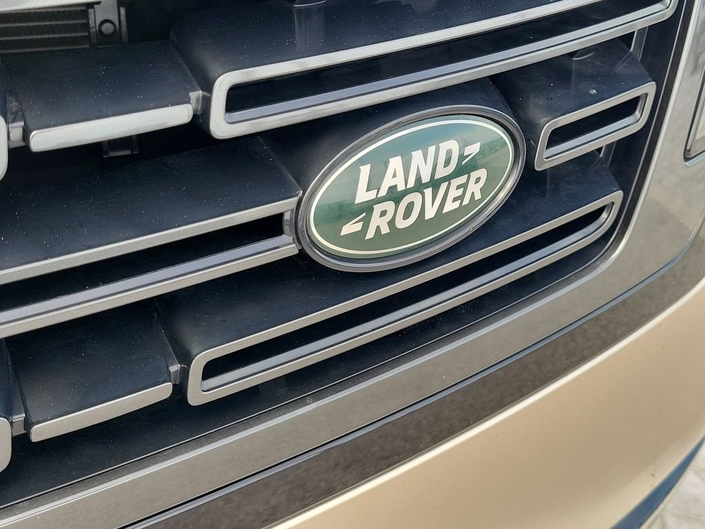New 2026 Sunset Gold Satin LAND ROVER Autobiography image 10