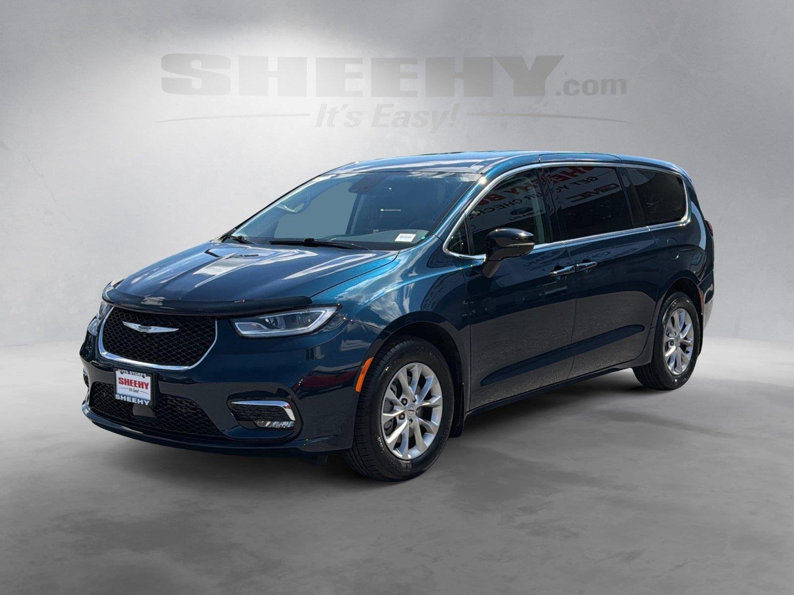 Used 2024 Fathom Blue Pearlcoat Chrysler Touring L image 14