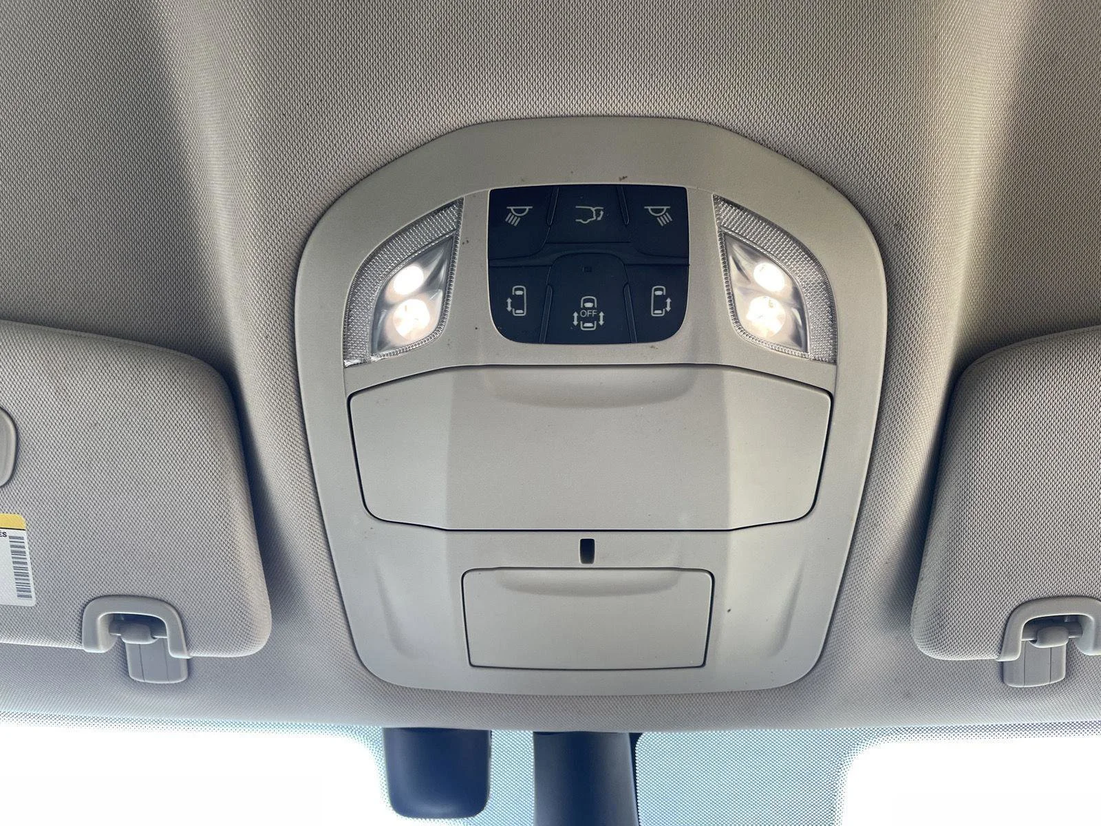 Used 2021 Velvet Red Pearlcoat Chrysler Touring L image 12