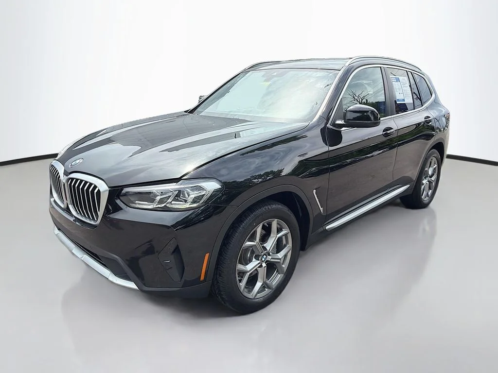 Used 2023 Jet Black BMW sDrive30i image 2