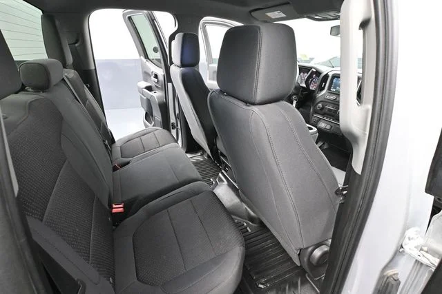 Used 2020 Silver Chevrolet WT image 39