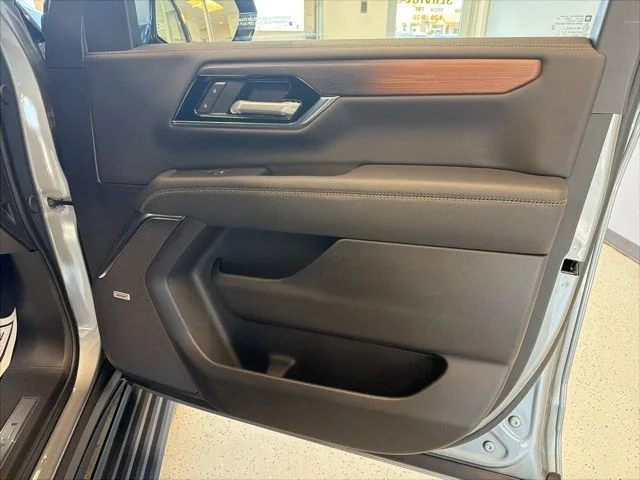 2026 GMC Yukon XL Denali - Photo 51