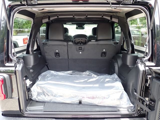 New 2026 Black Clearcoat Jeep Rubicon X image 6