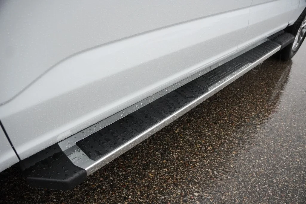 New 2026 Oxford White Ford Lariat image 10