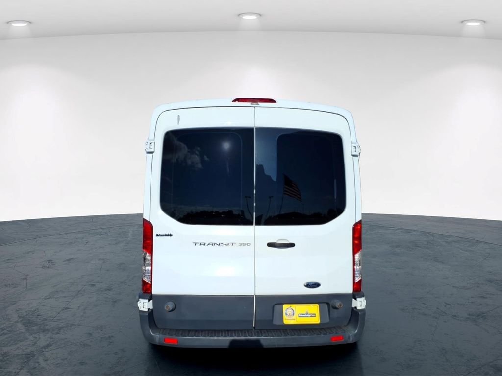 Used 2015 White Ford XL image 9