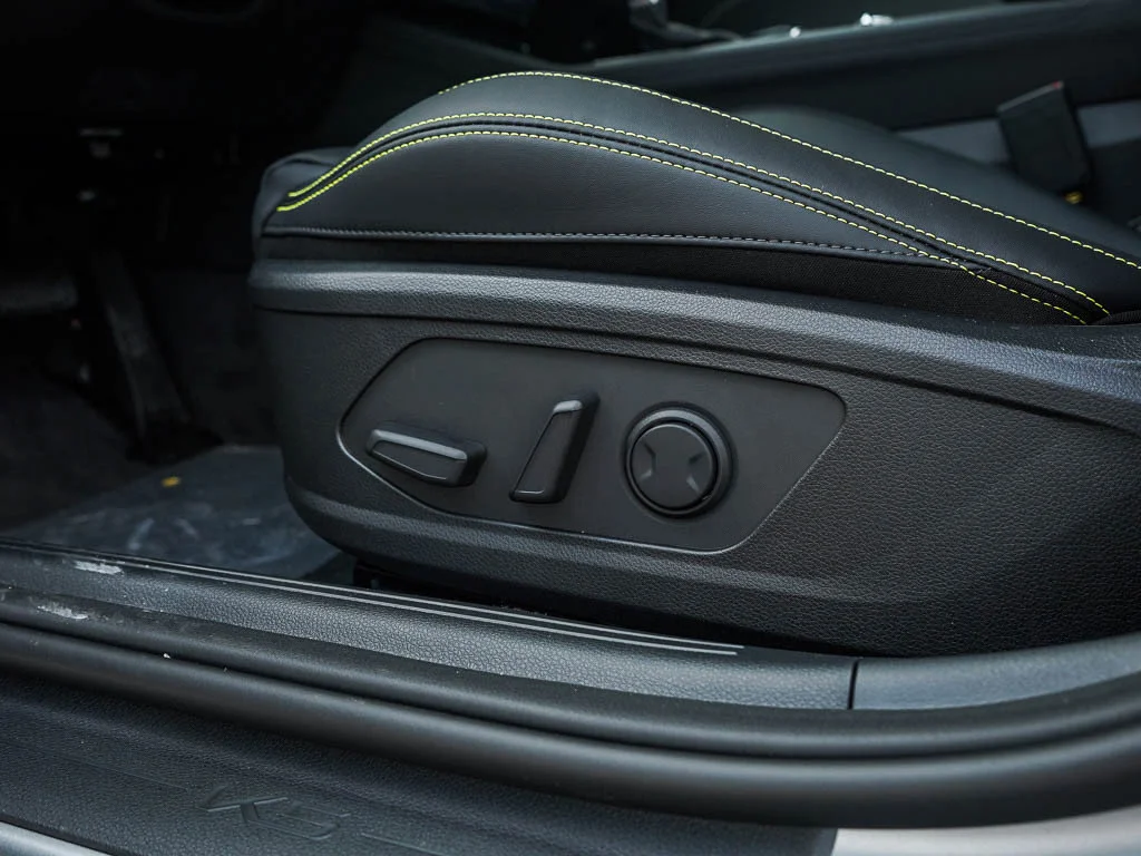 New 2026 Steel Matte Gray Kia GT FWD image 18