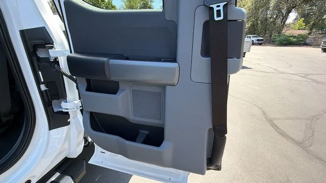 New 2026 Oxford White Ford XLT image 49
