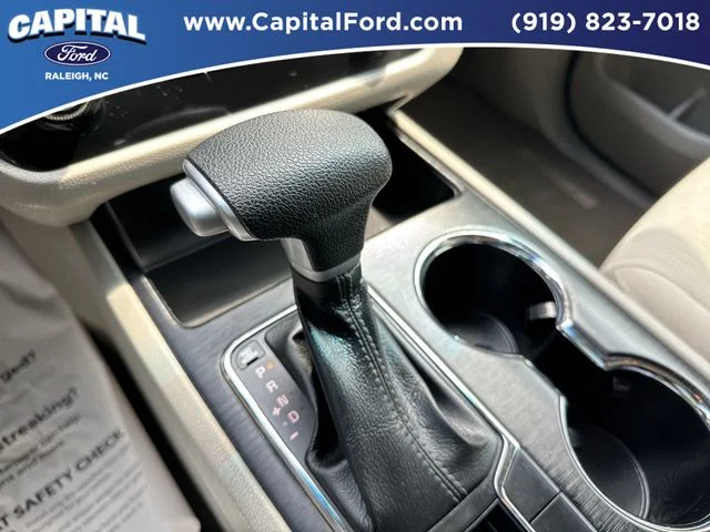 Used 2021 Black Kia LX image 29