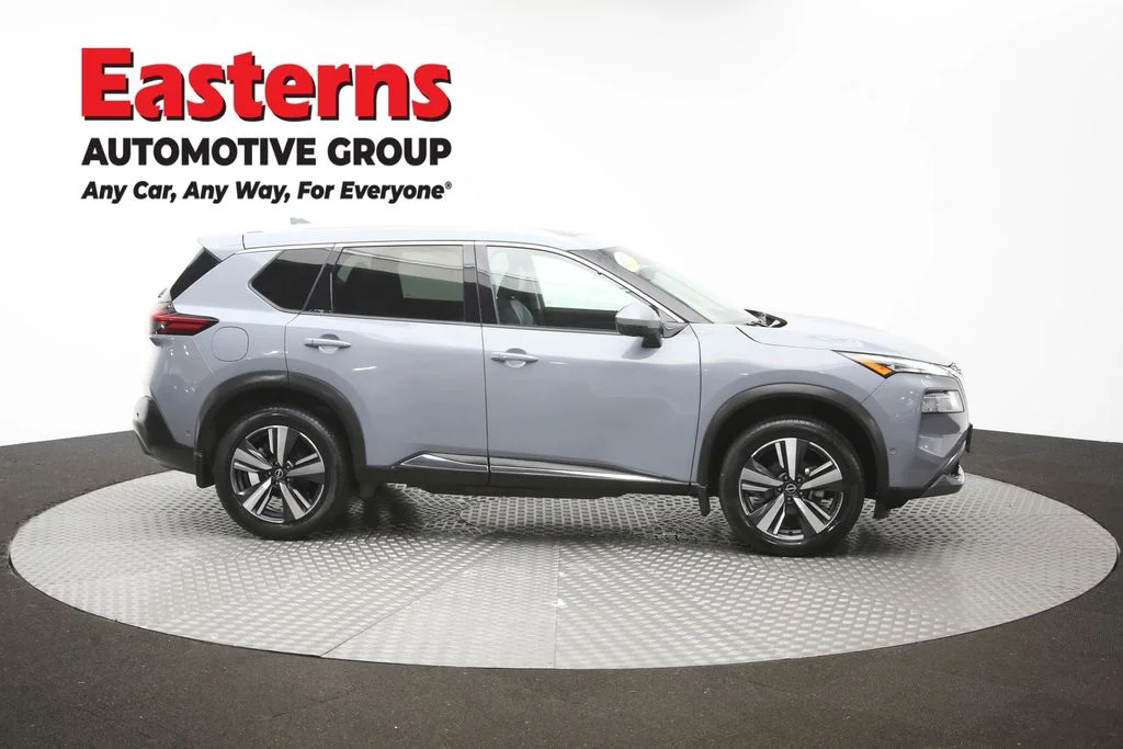 Used 2023 Gray Nissan SL image 48