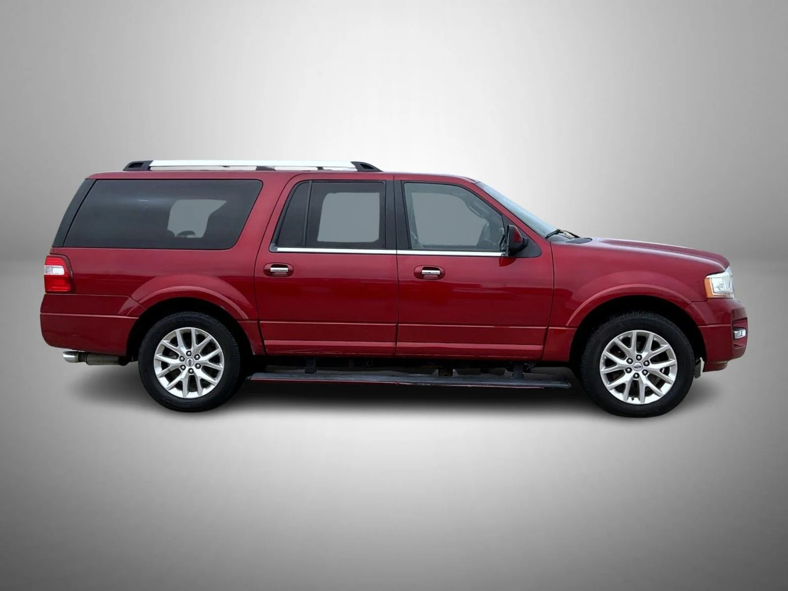 Used 2015 Red Ford Limited image 4
