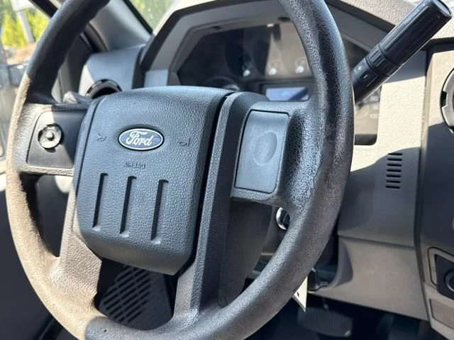 Used 2016 Oxford White Ford XL image 19