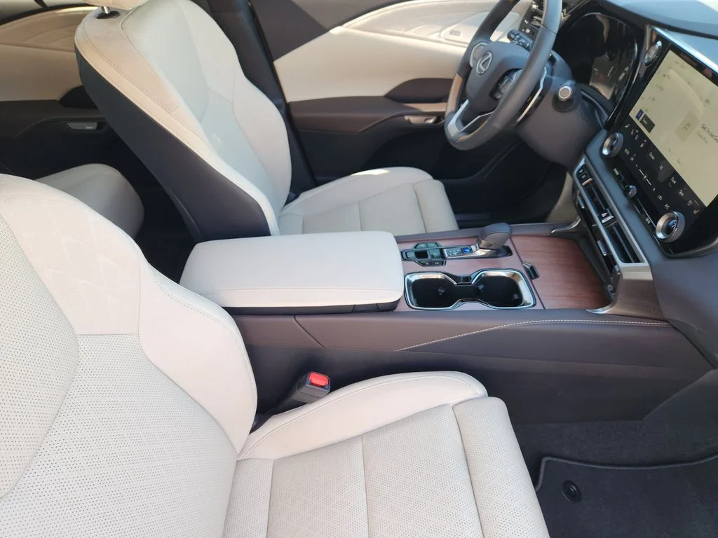Certified Used 2026 Caviar Lexus 350 Luxury image 15