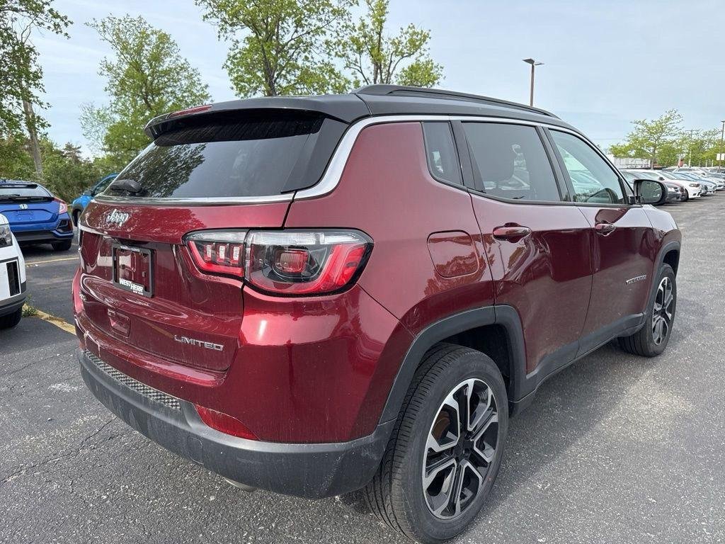 Used 2022 Velvet Red Pearlcoat Jeep Limited image 8