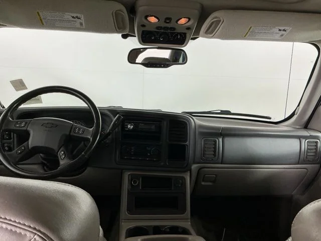 Used 2004 Silver Birch Metallic Chevrolet Z71 image 19