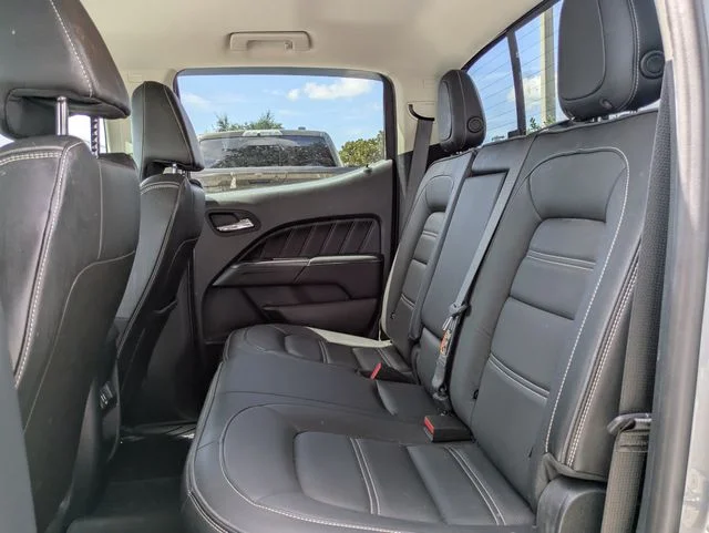 Used 2022 Steel Metallic GMC Denali image 10