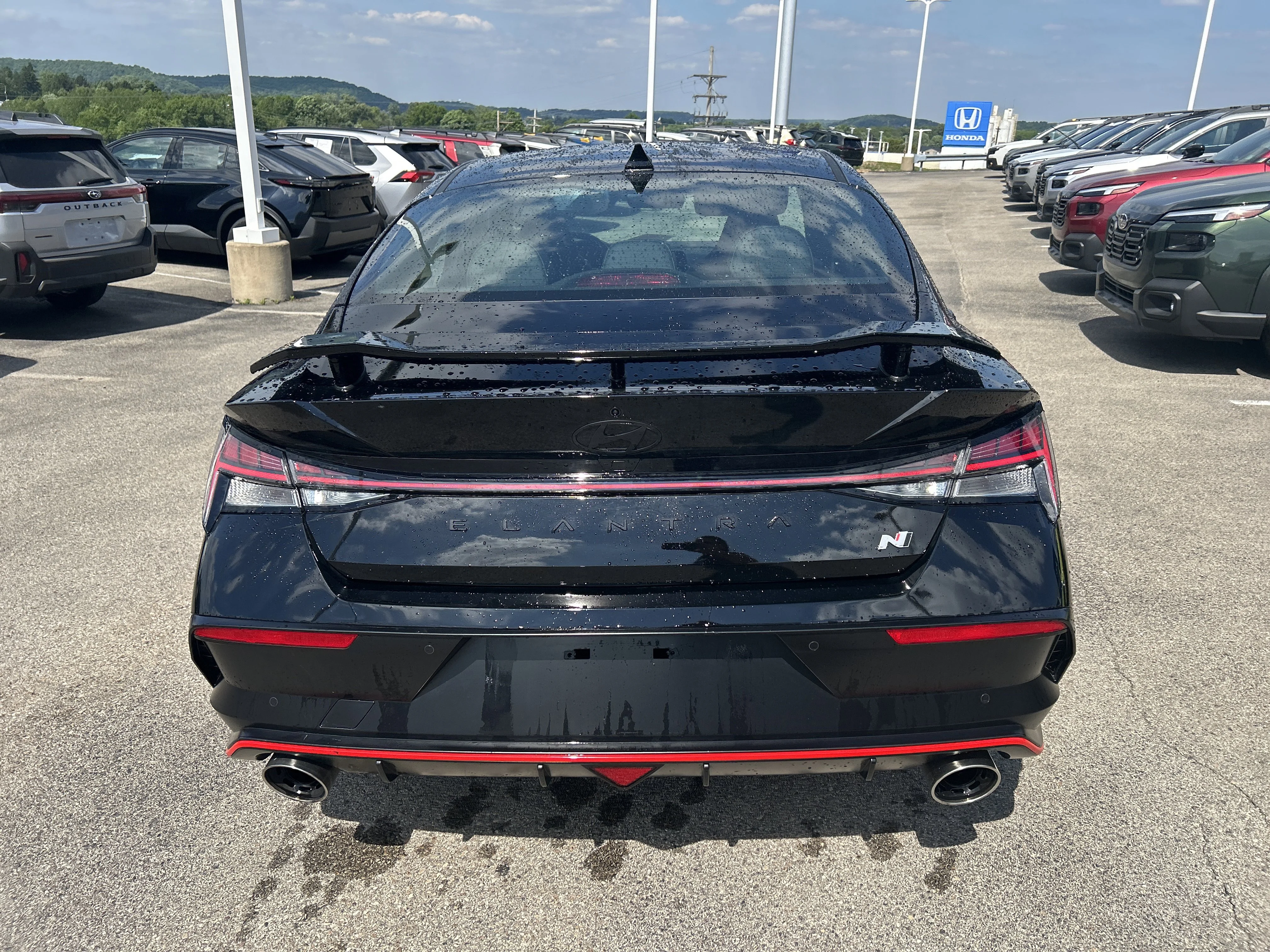 Used 2025 Abyss Black Hyundai Base image 5