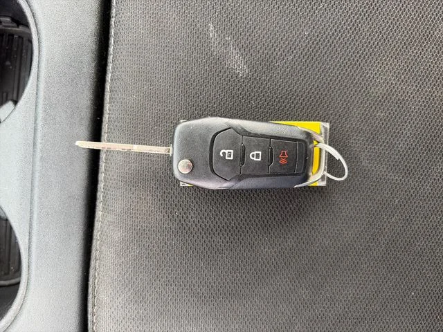 Used 2019 Black Metallic Ford XL image 31