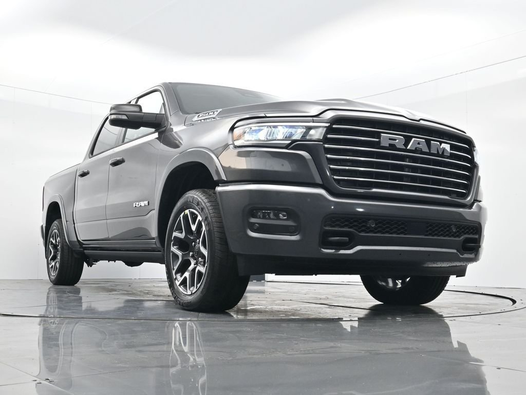 New 2026 Granite Crystal Metallic Clear-Coat Exterior Paint RAM Laramie image 35