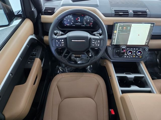 2026 Land Rover Defender V8 - Photo 12