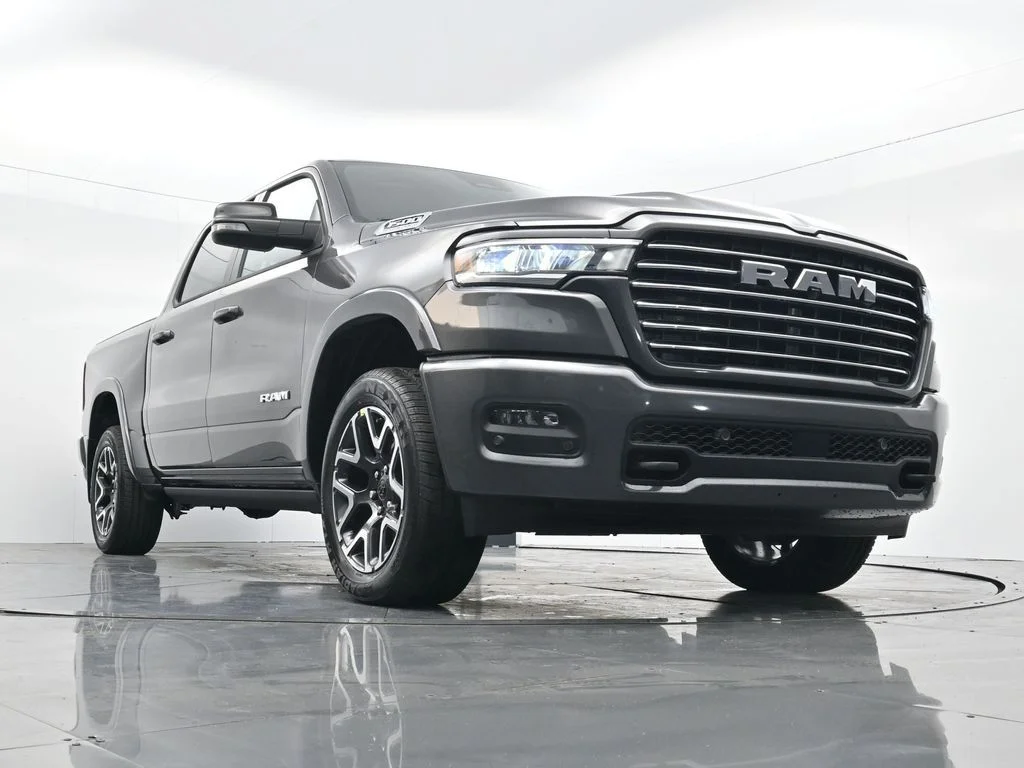 New 2026 Granite Crystal Metallic Clear-Coat Exterior Paint RAM Laramie image 35