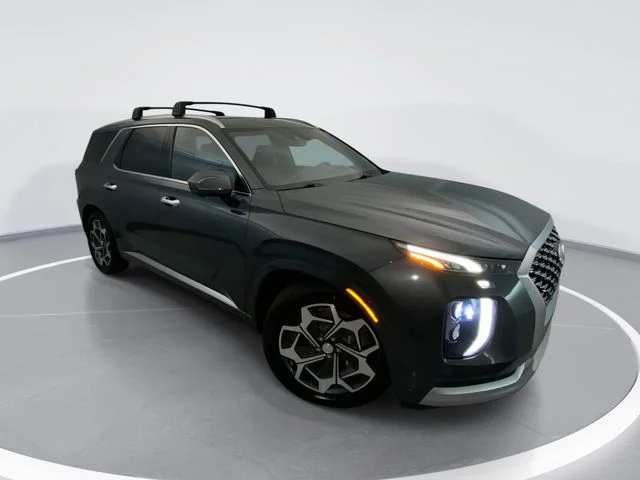 Used 2022 Green Hyundai Calligraphy image 1