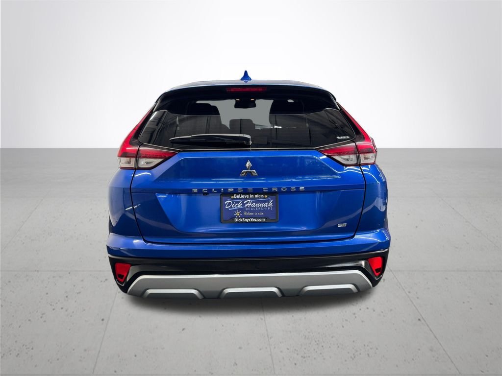 Used 2024 Blue Mitsubishi SE image 5