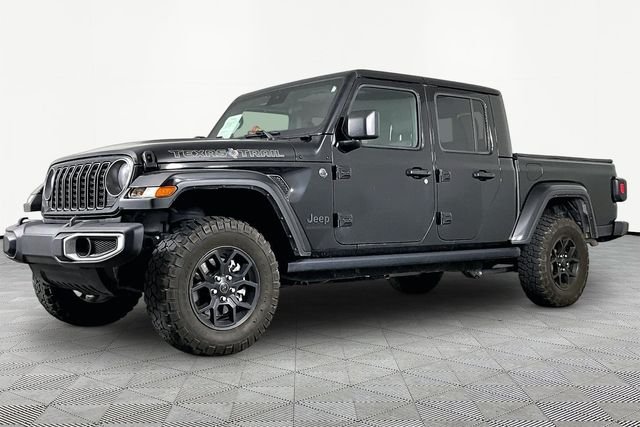 Used 2024 Black Jeep Texas Trail image 1