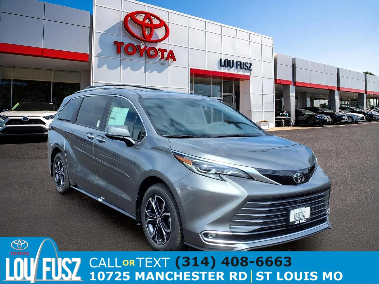 2026 Toyota Sienna Platinum 7-Passenger Hybrid AWD's photo