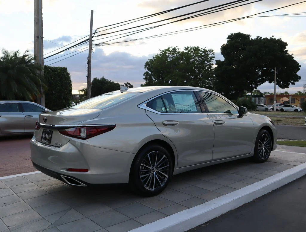 Used 2025 Beige Lexus 350 image 5