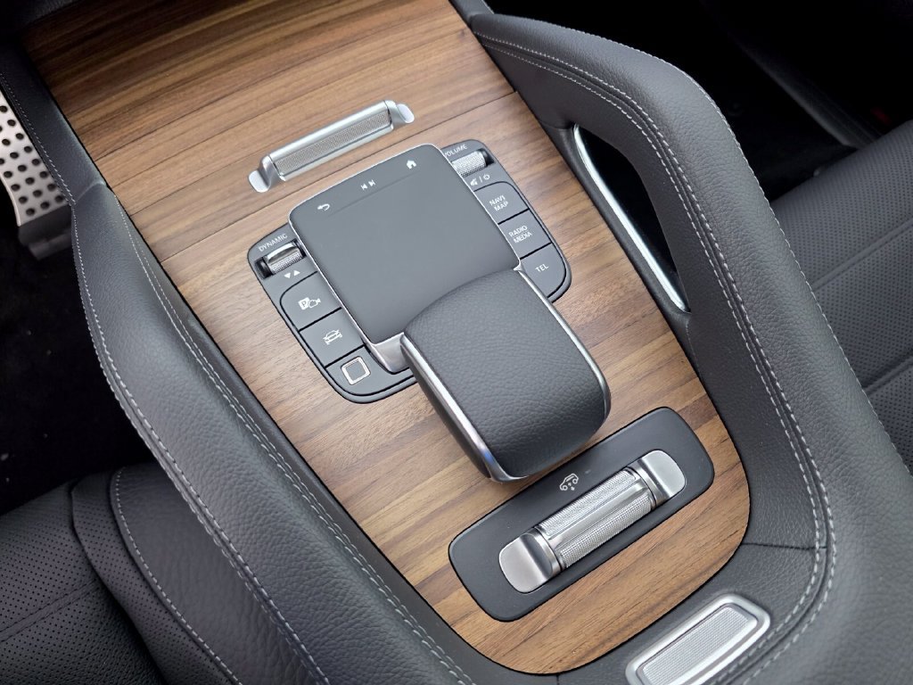 New 2026 Black Mercedes-Benz GLS 450 image 17