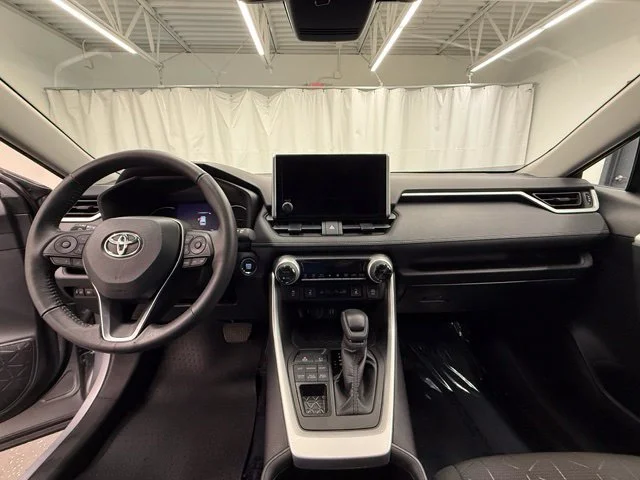 Certified Used 2023 Silver Toyota XLE image 18