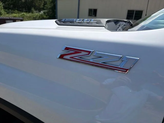 Used 2025 White Chevrolet LTZ image 6