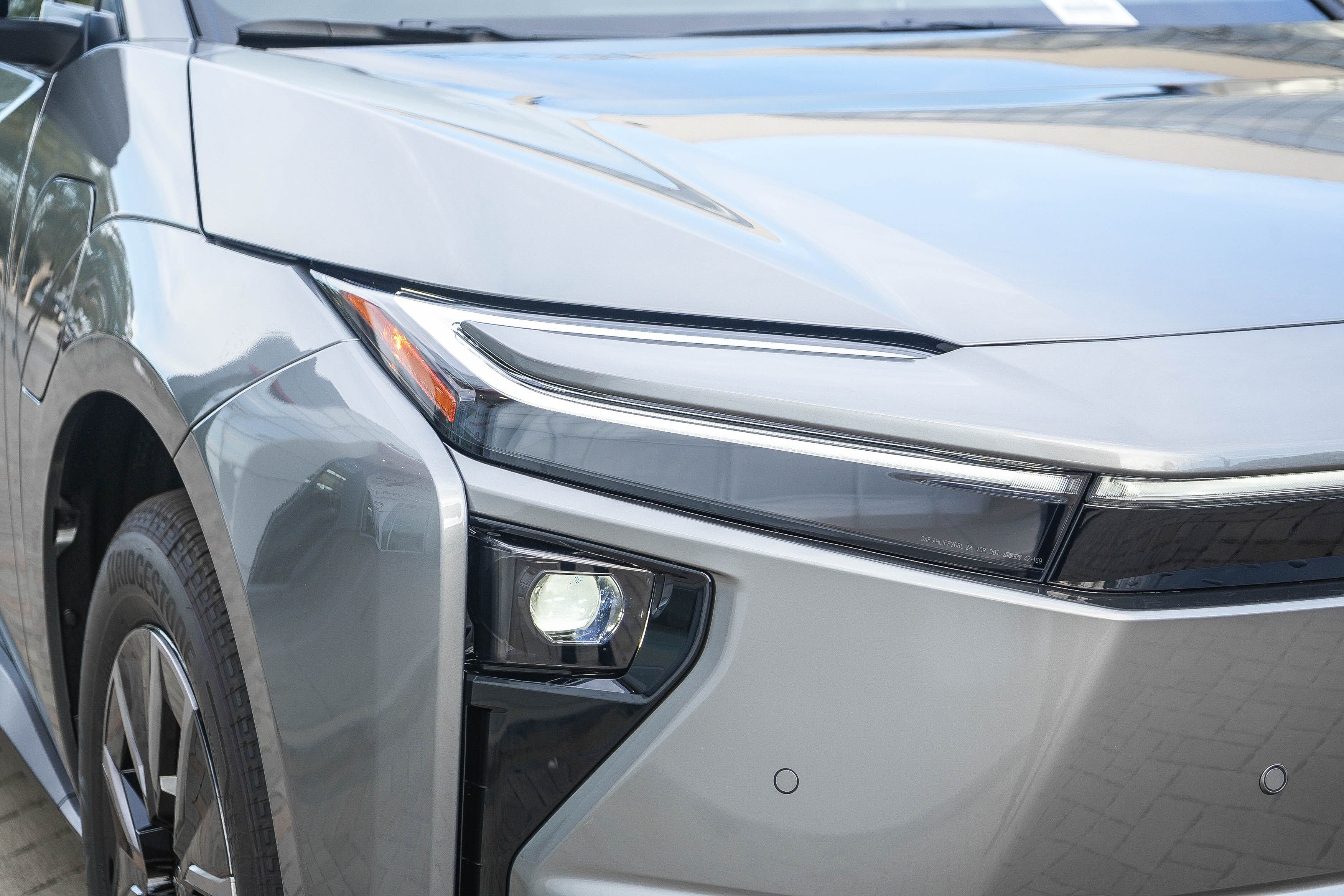 New 2026 Heavy Metal <sup>1</sup> Toyota  XLE image 4