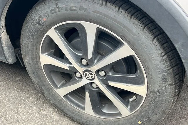 Used 2018 Silver Toyota One image 4