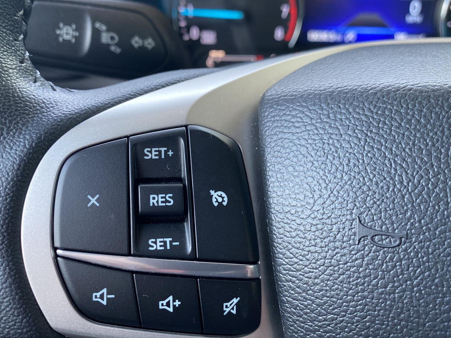 2023 Ford Explorer XLT - Photo 35