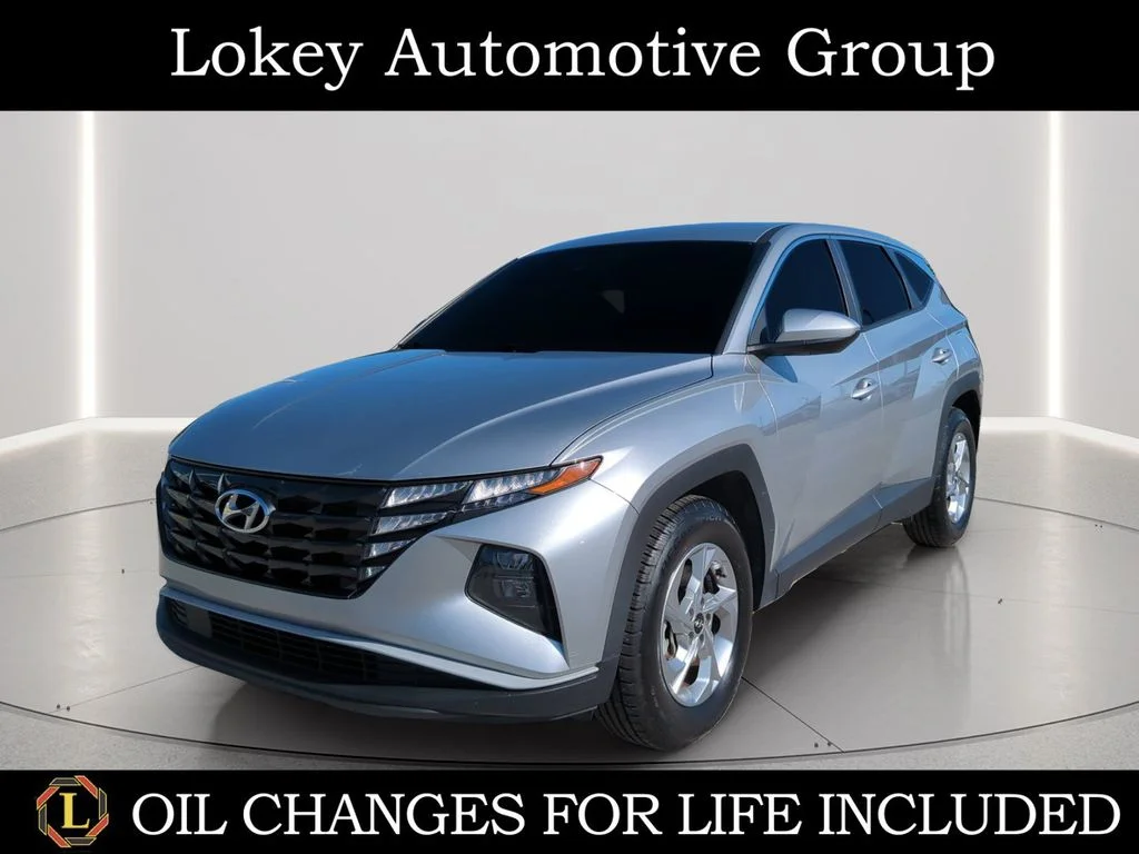 Used 2023 Silver Hyundai SE image 1