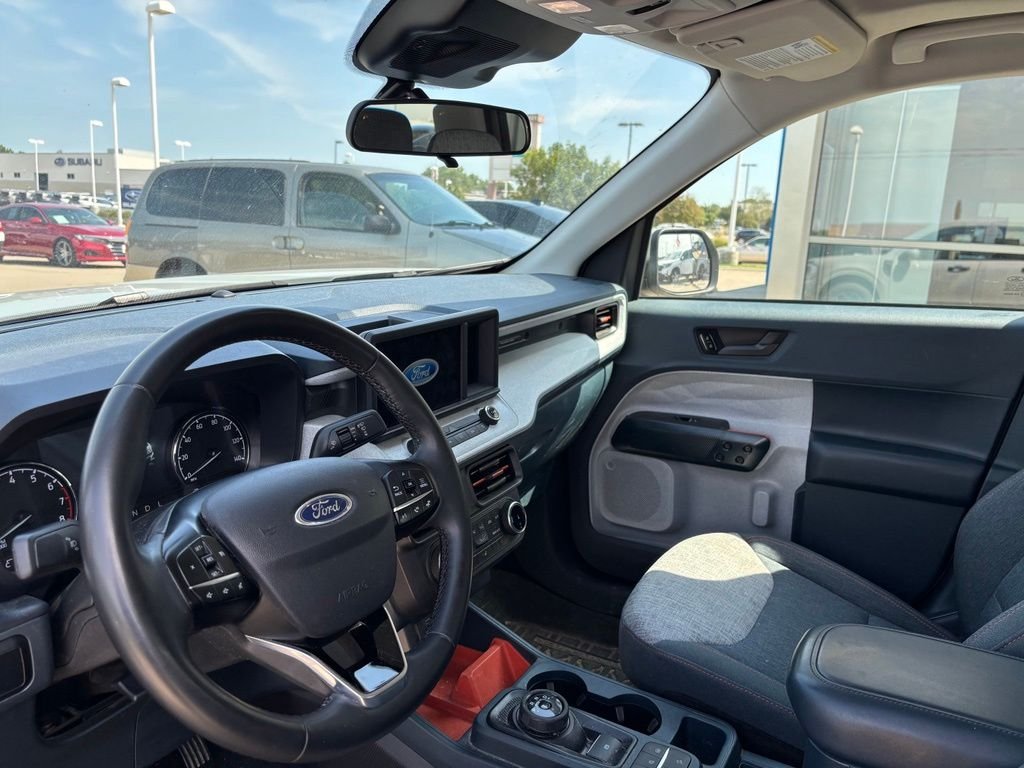 Used 2023 Cactus Gray Ford XLT image 3