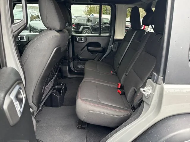 Used 2020 Sting-Gray Clearcoat Jeep Unlimited Rubicon image 12
