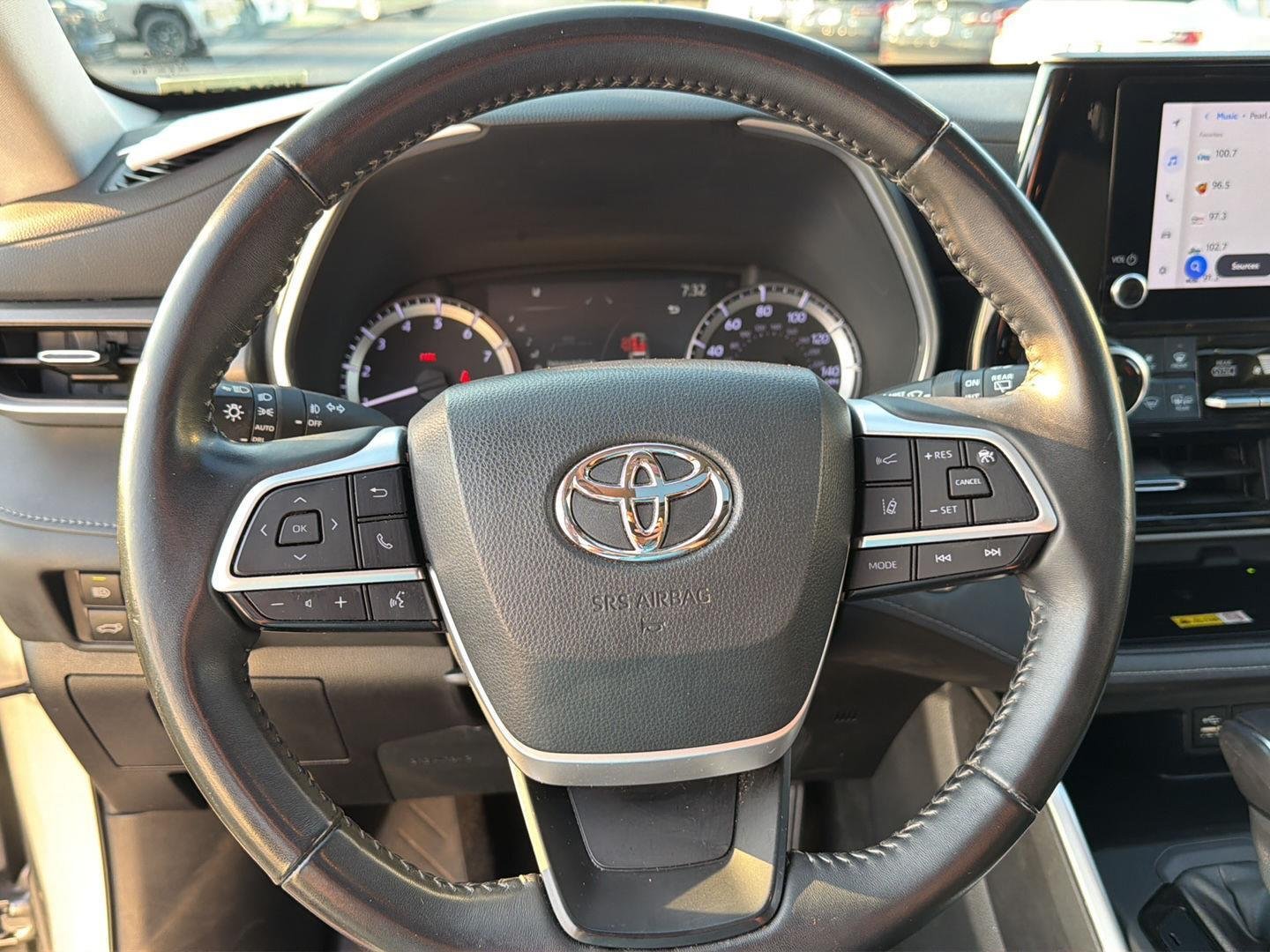 Used 2023 Celestial Silver Metallic Toyota XLE image 21