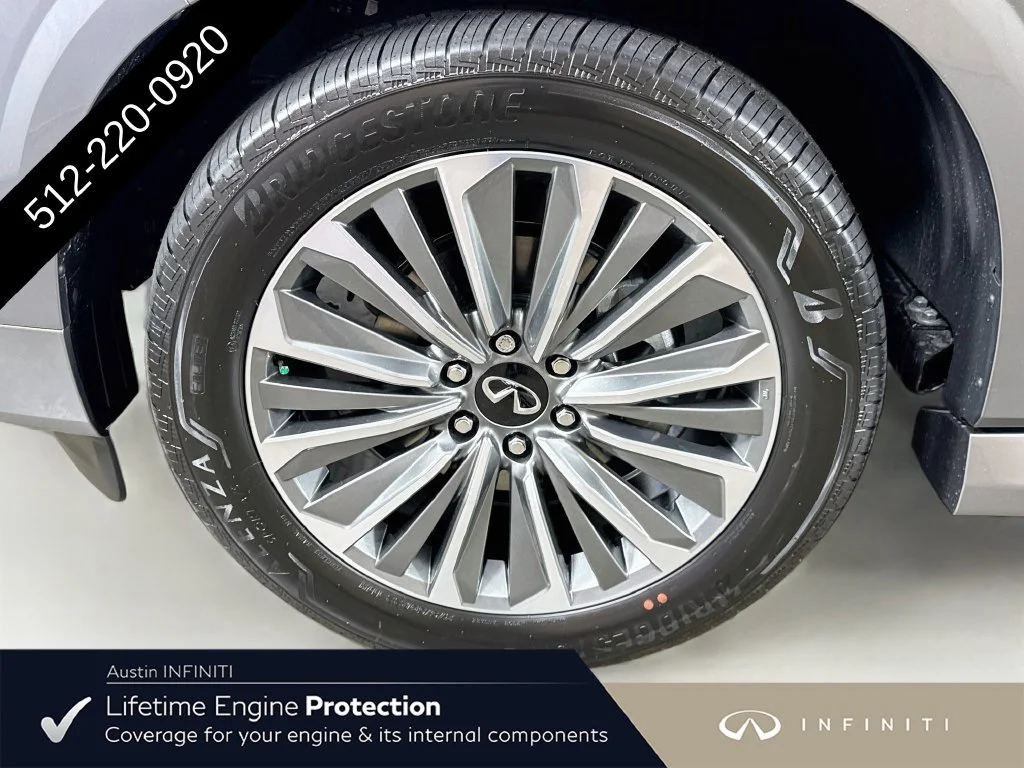 New 2027 Silver INFINITI LUXE image 43