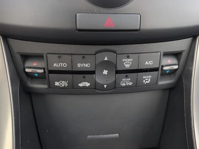 Used 2012 Red Acura 2.4 image 21