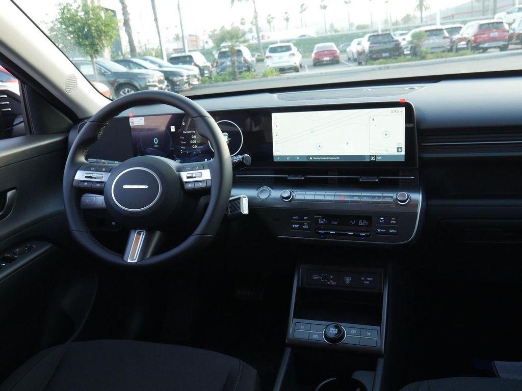 New 2025 Gray Hyundai SEL image 9