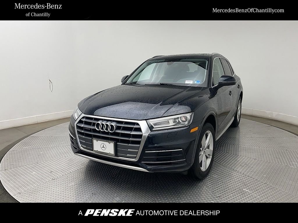 2019 Audi Q5 2.0T quattro S tronic Premium's photo