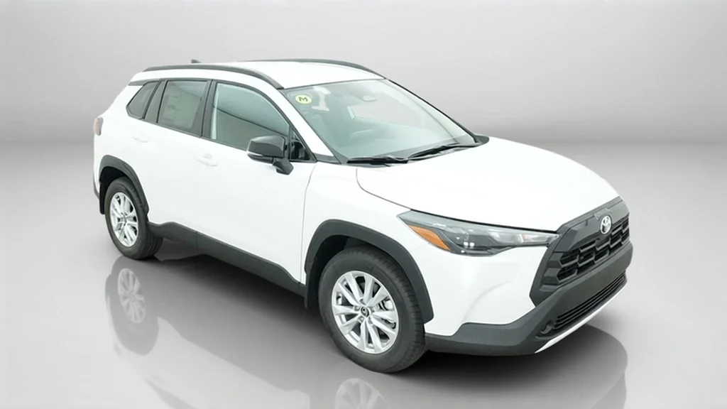 New 2026 Wind Chill Pearl Toyota LE image 5