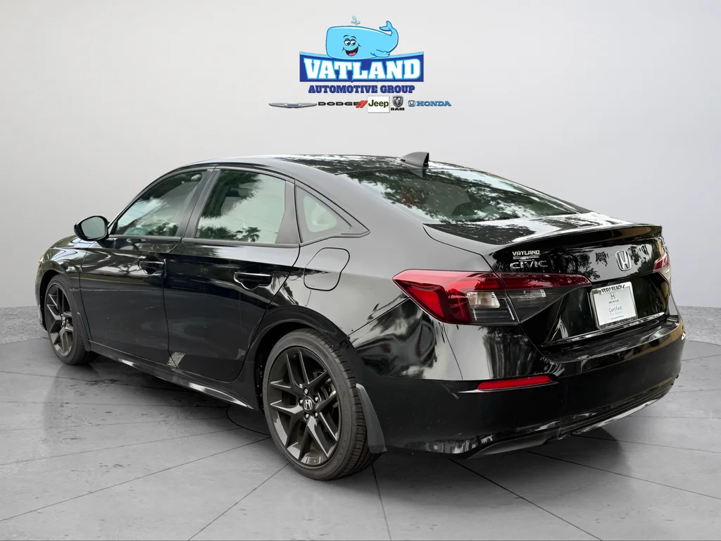 Certified Used 2025 Crystal Black Pearl Honda Sport image 3